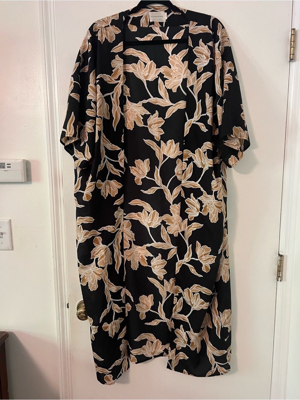 Black Floral Maxi Kimono robe with Beige Tulip Print size S/M (A233)